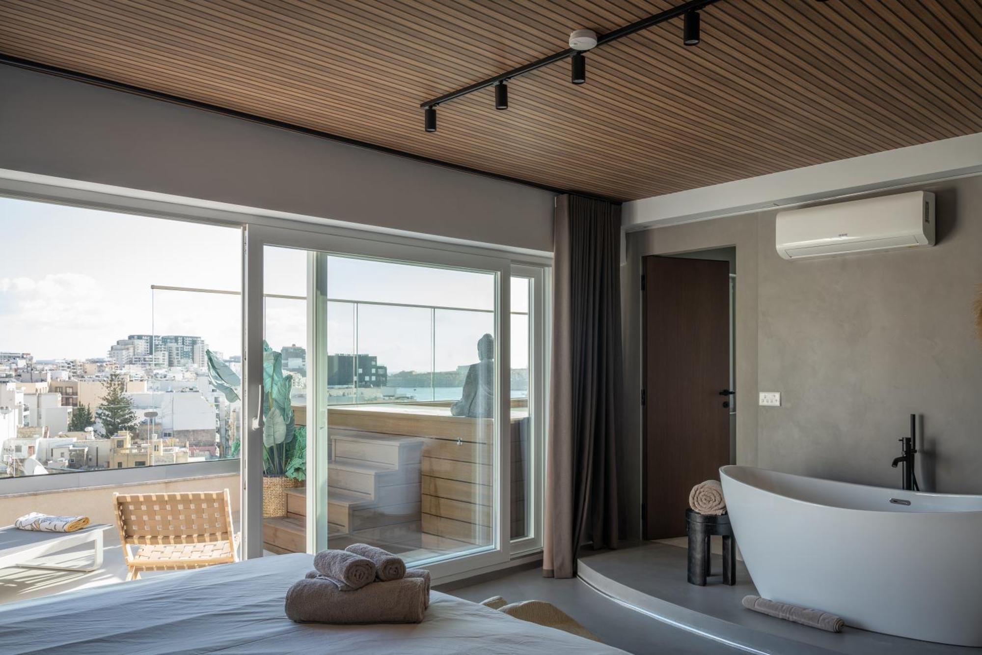 2br Luxury Penthouse And Apartment, Each With A Terrace, Private Pool And Valletta Views * Слима