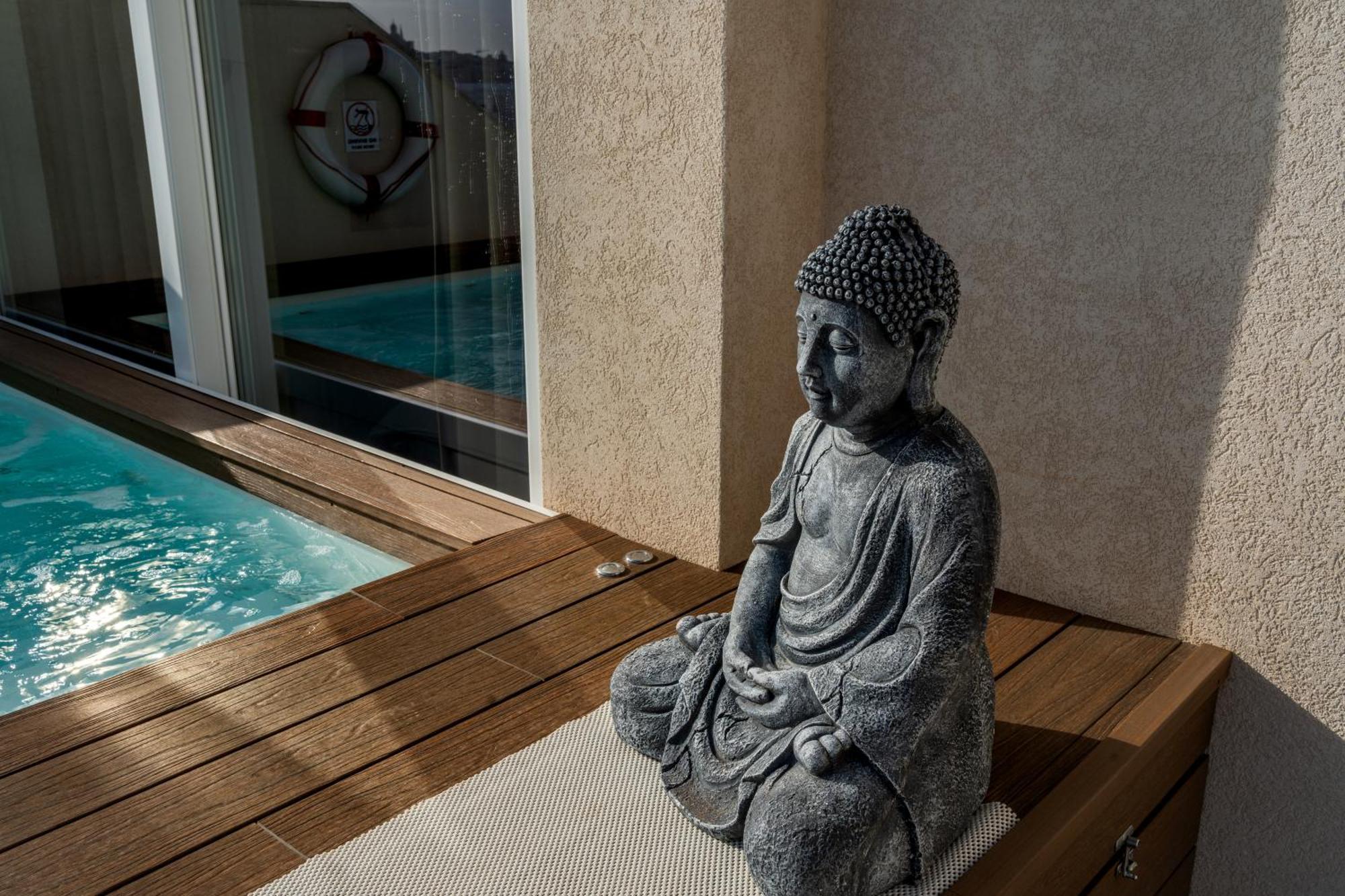 2br Luxury Penthouse And Apartment, Each With A Terrace, Private Pool And Valletta Views Апартаменты Слима